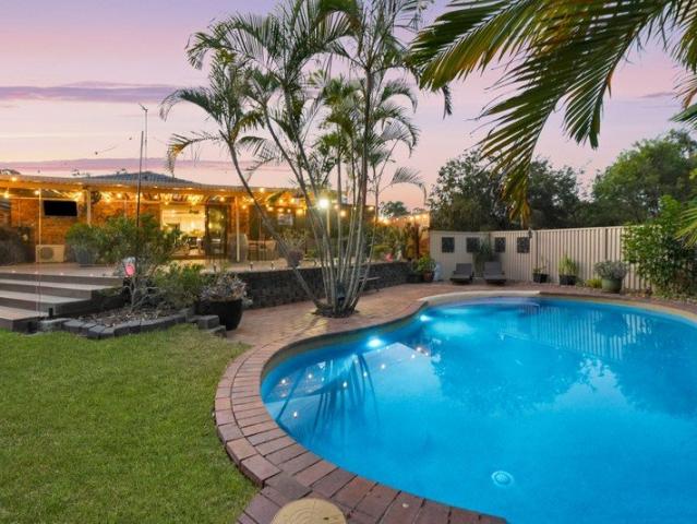 Poolside Living, Endless Entertaining & Room to Move