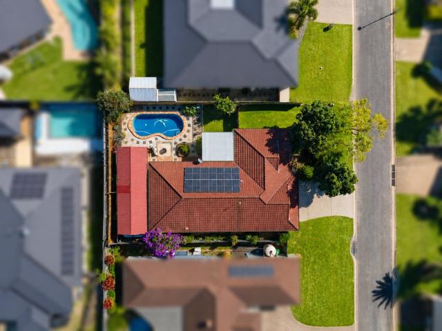Poolside Living With Space For The Whole Family
