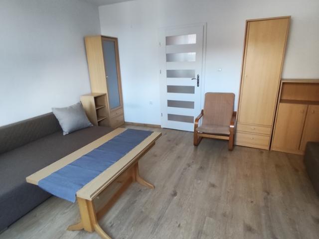 Podzamcze 2 pok. mieszkanie z niezależną kuchnią