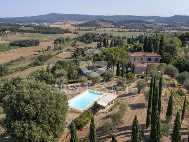 Podere Crete Senesi 464m² Rapolano Terme