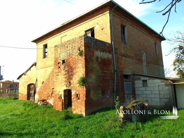 Podere Del Lago da ristrutturare, Montepulciano Toscana 222m² Montepulciano Stazione