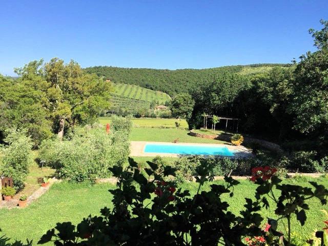 Podere in stile rustico Toscano ristrutturato con ampio terr. 250m² Massa Marittima