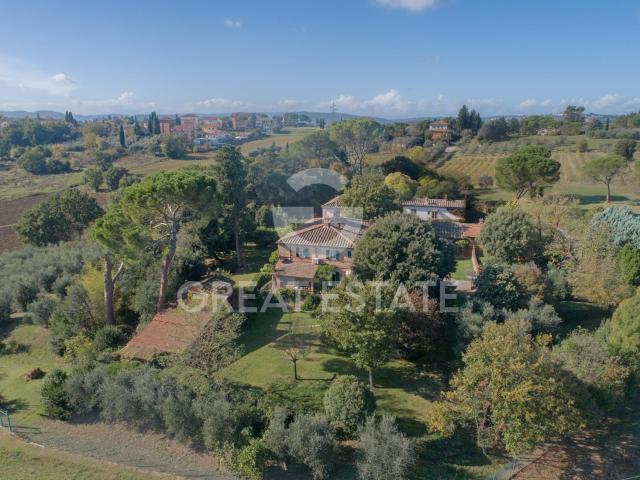Podere il Casato 352m² Foiano della Chiana