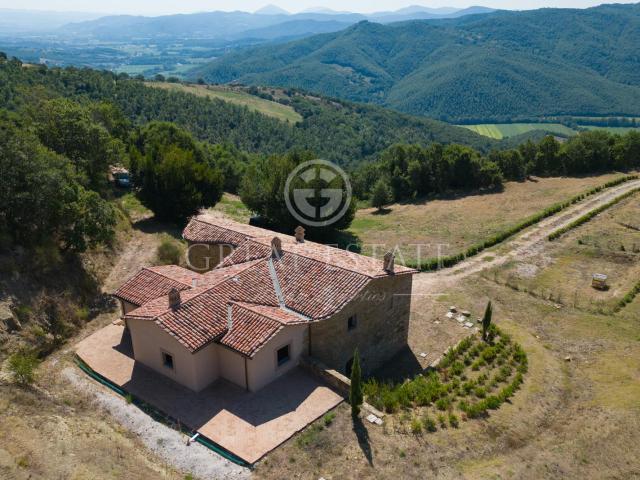 Podere la Tolfa 440m² Città di Castello