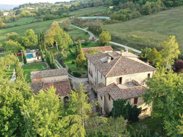 Podere Quarantino 600m² Lerchi