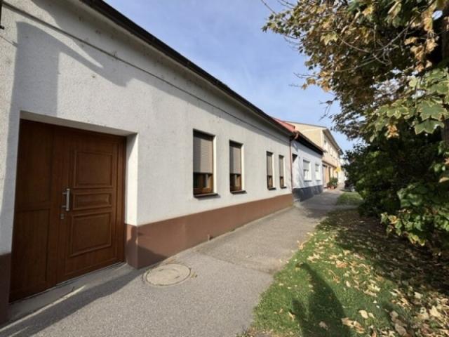 Angebot liegt vor! Podersdorf gmiatliches, charmantes Großmutterhaus mit viel Potential