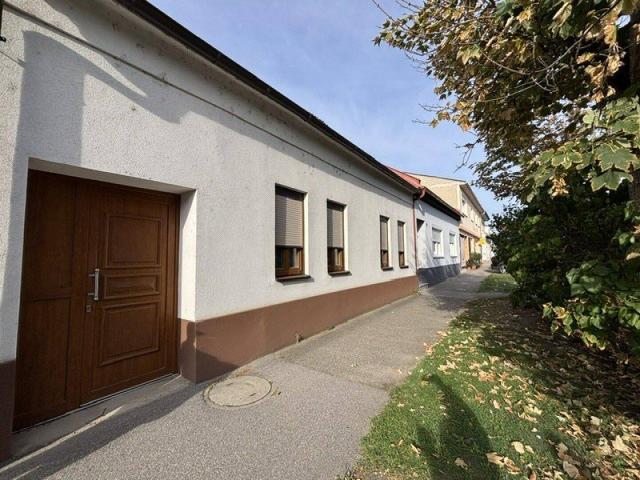 Podersdorf gmiatliches, charmantes Großmutterhaus mit viel Potential