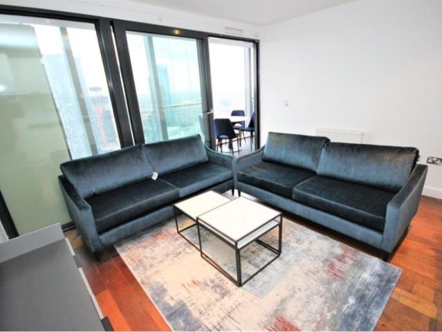 Podium Restaurant, 303 Deansgate, Manchester, M3 4LQ, United Kingdom | 2 bed apartment for rent #138850632 | Rentberry