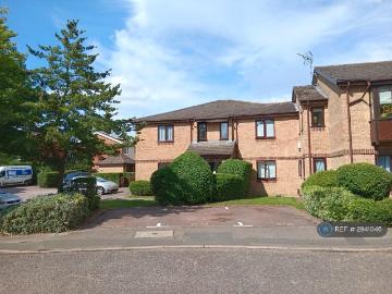 Poets Chase, Aylesbury, HP21 2 bed flat to rent £1,000 pcm £231 pw