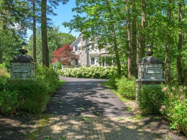 Poets Ln, Kennebunkport, Home For Sale