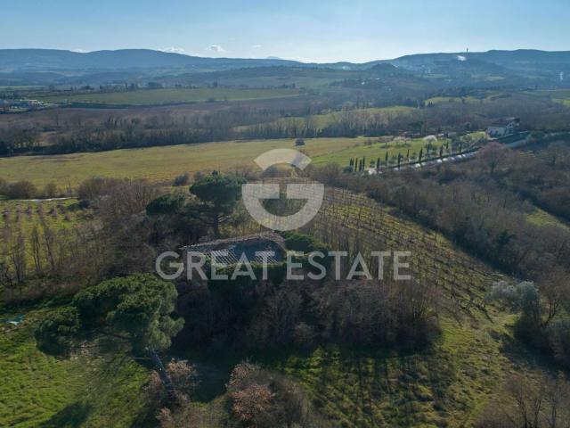 Poggio Dei Frati 350m² Montepulciano