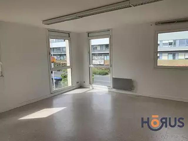 Poitiers 86000 Achat / Vente appartement 4 pièces t4 au dernier étage parking