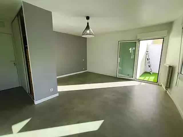 Poitiers 86000 Achat / Vente appartement 1 pièce t1 au dernier étage
