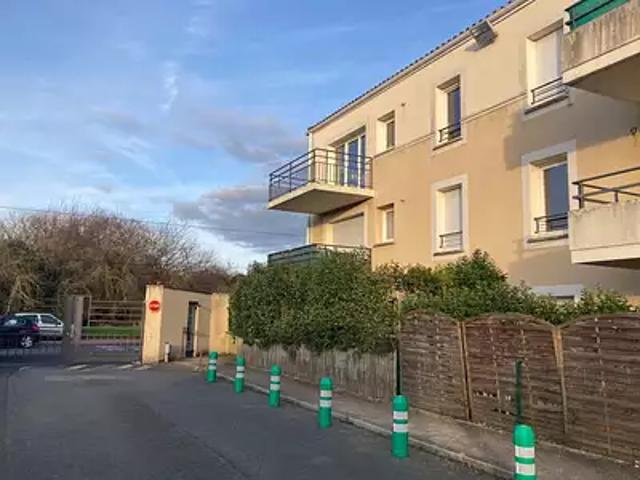 Poitiers 86000 Achat / Vente appartement 2 pièces t2 parking