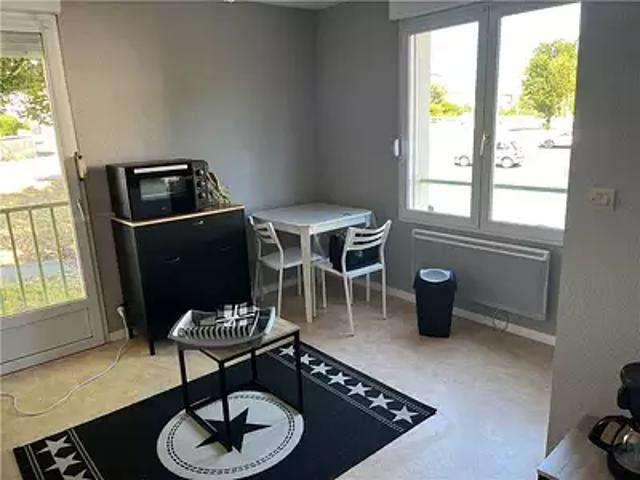Poitiers 86000 Location appartement 1 pièce t1 parking