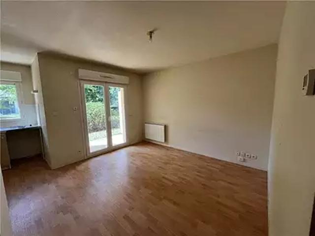 Poitiers 86000 Location appartement 2 pièces t2 terrasse parking