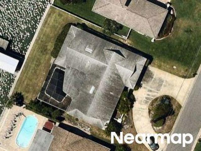 Poinciana Ln