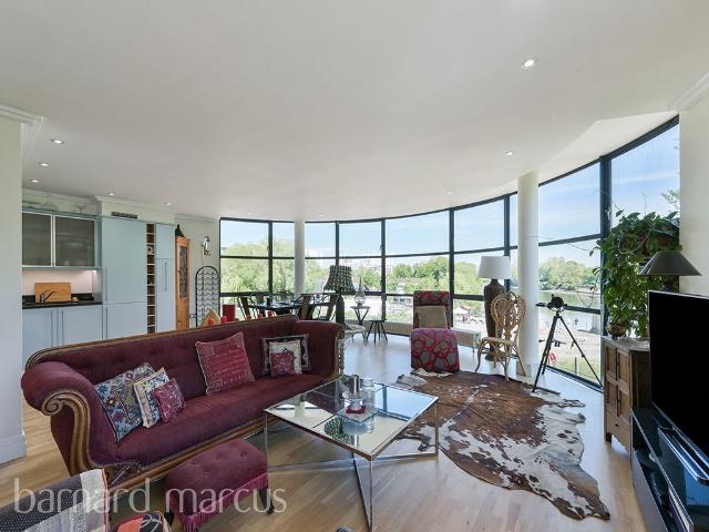 Point Wharf Lane, Brentford TW8, 2 bed flat to rent, £3,600 pcm | PrimeLocation
