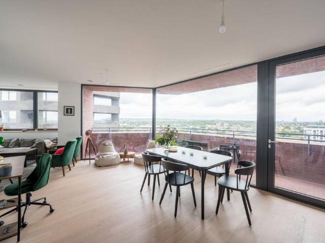 Point Blank Music Academy, 23 28 Penn Street, De Beauvoir Town, London, N1 5DJ, United Kingdom | 3 bed apartment for rent #141082257 | Rentberry