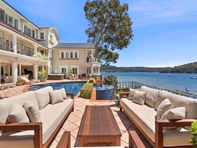 Point House A Landmark Deep Waterfront Estate