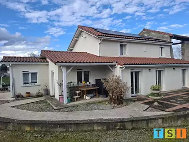 Pointis de Rivière 31210 Achat / Vente maison 7 pièces t7 piscine terrasse