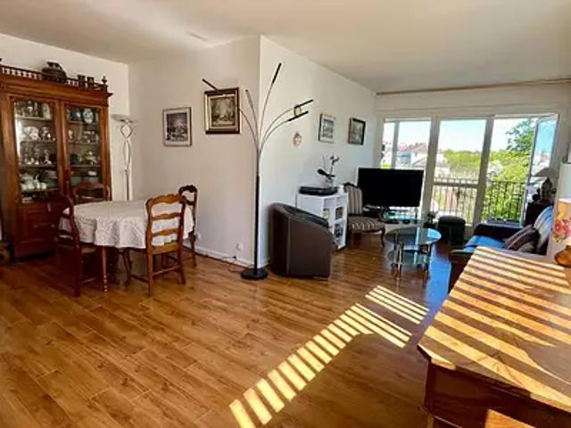 Poissy 78300 Achat / Vente appartement 5 pièces t5 terrasse cave