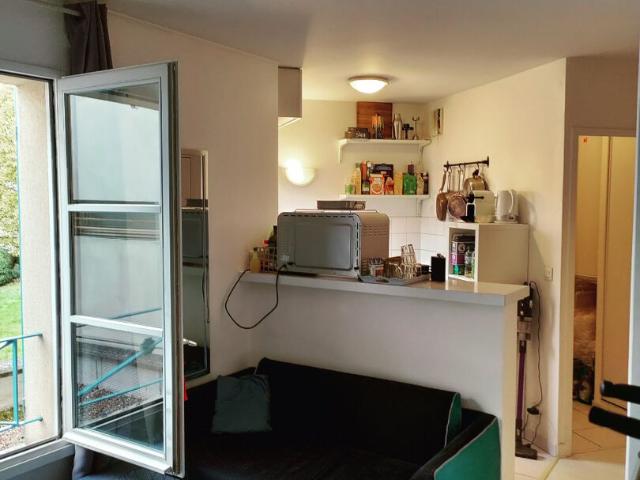 POISSY centre studio centre 27.8 m2