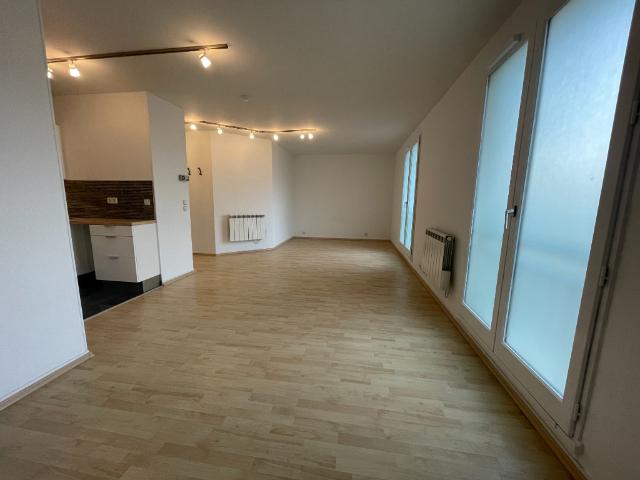 Poissy grand studio en RDC