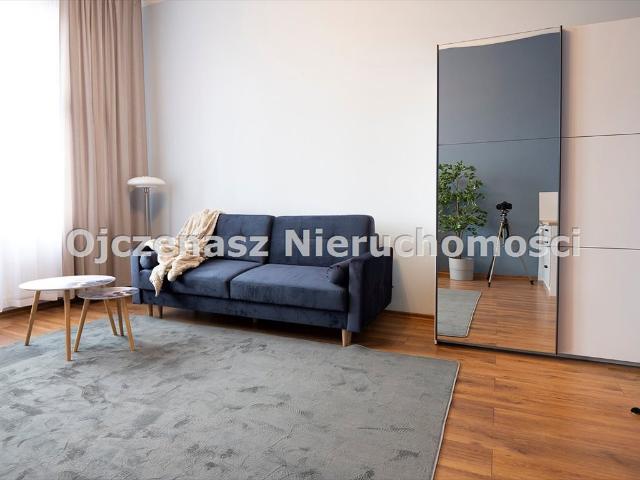 Pokój 16 m² w centrum Bydgoszczy bezpieczna kamienica