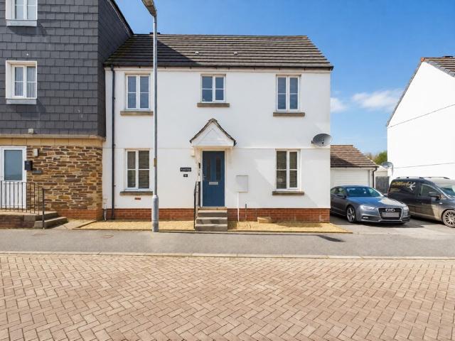 Poltair Meadow, Penryn, Well Presented Home TR10, 3 bed property to rent, £1,400 pcm | PrimeLocation