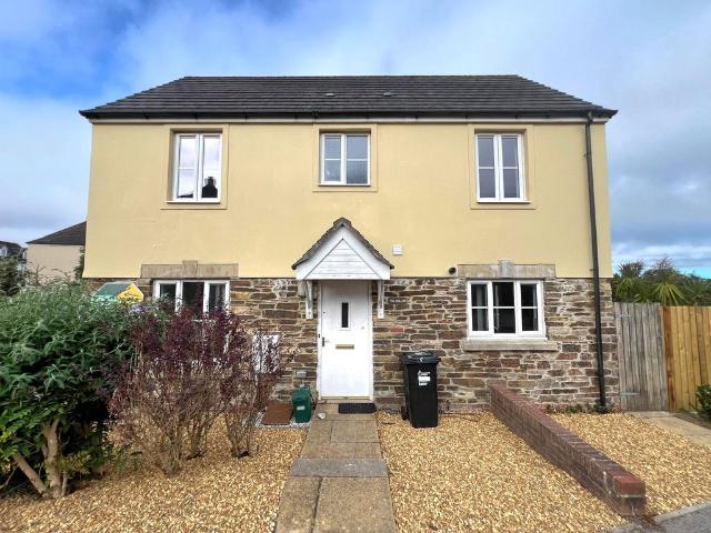Poltair Road, Penryn, TR10 3 bed semi detached house to rent £1,650 pcm £381 pw