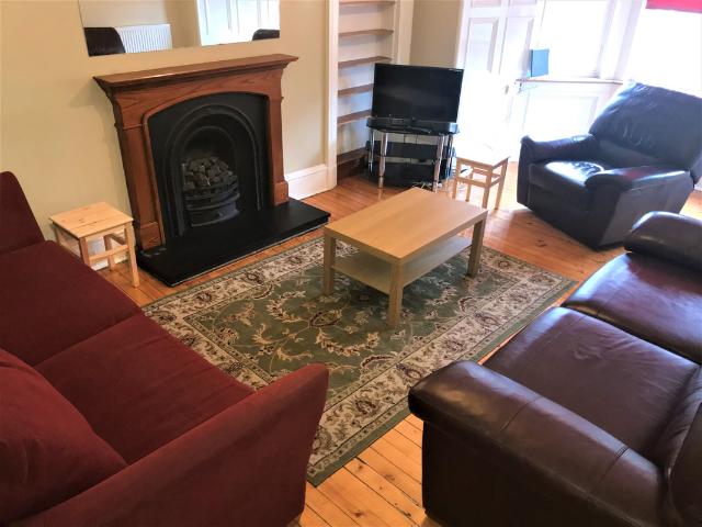 Polwarth Crescent, 5 Bed