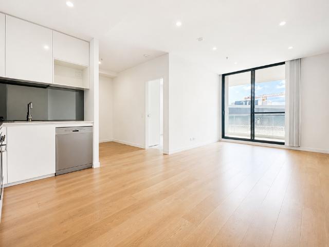 POLY HORIZON! 1 BEDROOM APARTMENT WITH STUDY AREA!