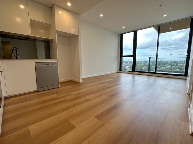 POLY HORIZON! Spacious one bedroom + study room with unblocking view!