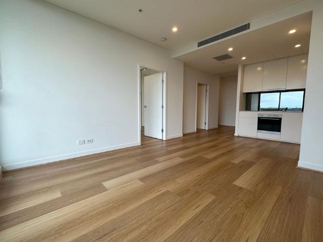 POLY HORIZON! Spacious one bedroom + study room with unblocking view!