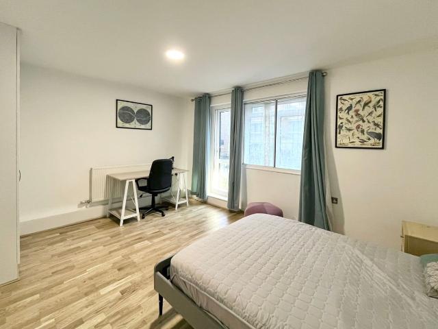 Polygon Road, London NW1, Studio to rent, £2,080 pcm | PrimeLocation