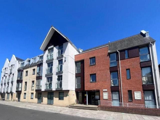 Polymond House, Southampton, SO14 1 bed flat to rent £1,000 pcm £231 pw