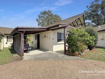 Forster Keys, Crawford River - Garden, Parking
