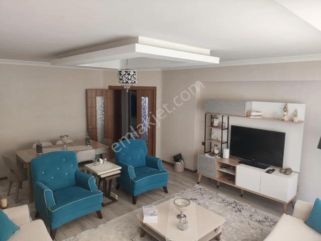 Polatlı, Şehitlik Mahallesinde, Kiralık, 4+1, Site Dairesi