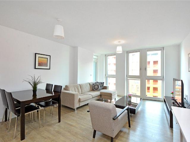 Poldo House, 24 Cable Walk SE10, 1 bed flat to rent, £2,150 pcm | PrimeLocation