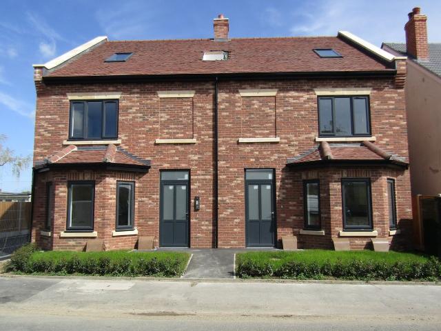 Pole Barn Lane, Frinton On Sea CO13, 2 bed flat to rent, £1,010 pcm | PrimeLocation