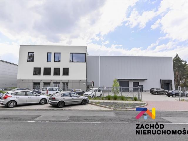 Polecam magazynowo biurowy obiekt 1615 m² w Zielonej Górze