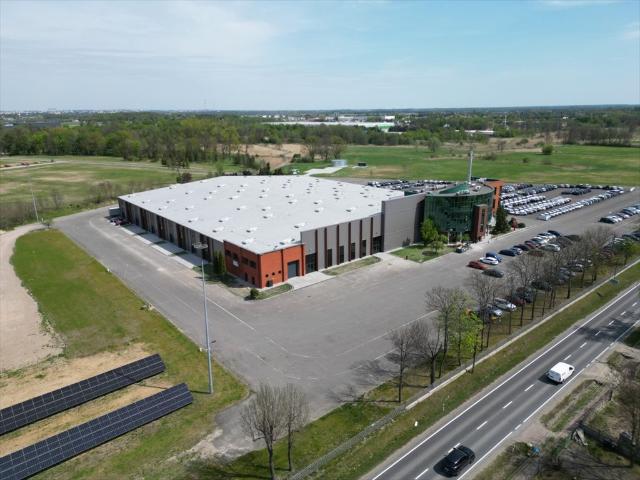 Polecam nowoczesną halę magazynowo usługową 450 m² w Rzgowie