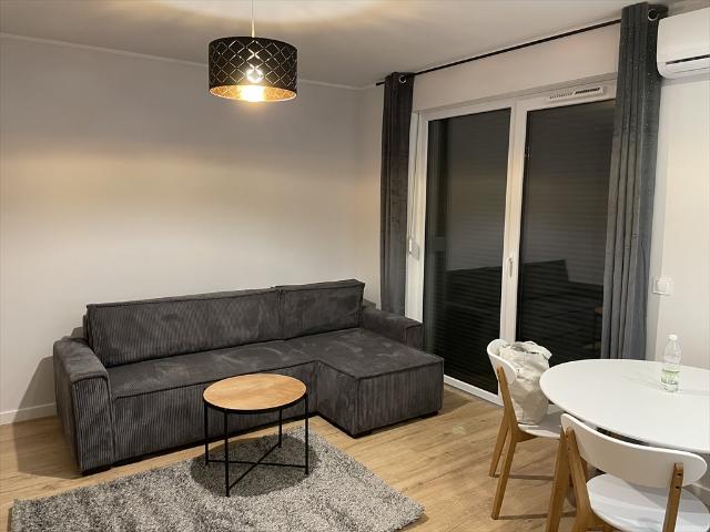 Polecam nowoczesne 2 pokojowe mieszkanie 42 m² z ogródkiem i garażem