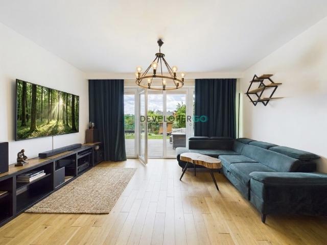 Polecam nowoczesny dom 145 m² z dużym ogrodem i tarasem