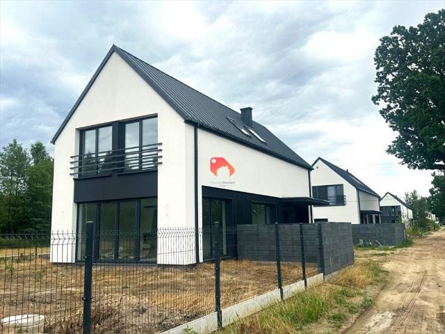 Polecam nowoczesny dom 155 m² z garażem i dużą działką 700 m²