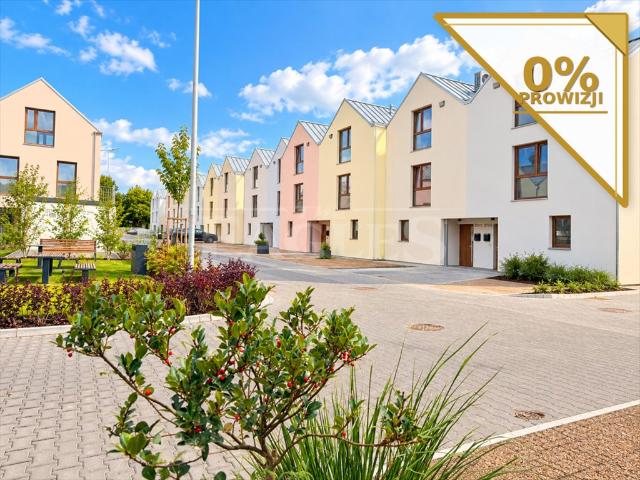 Polecam nowoczesny dom 105 m² z ogródkiem i 2 miejscami parkingowymi