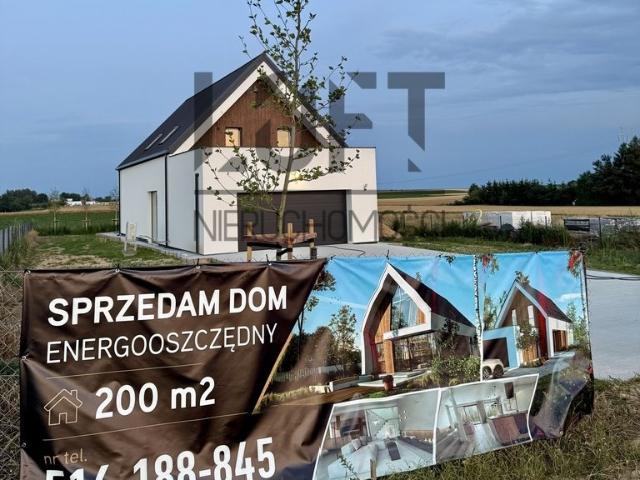 Polecam nowoczesny dom 210 m² w Bogucinie z dużym tarasem i energooszczędnymi rozwiązaniami