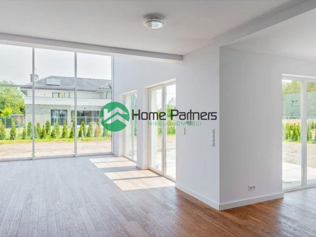 Polecam nowoczesny dom 420 m² z ogrodem w Wilanowie Zawady