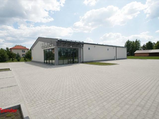 Polecam nowoczesny obiekt handlowo usługowy 460 m² w Furmanach